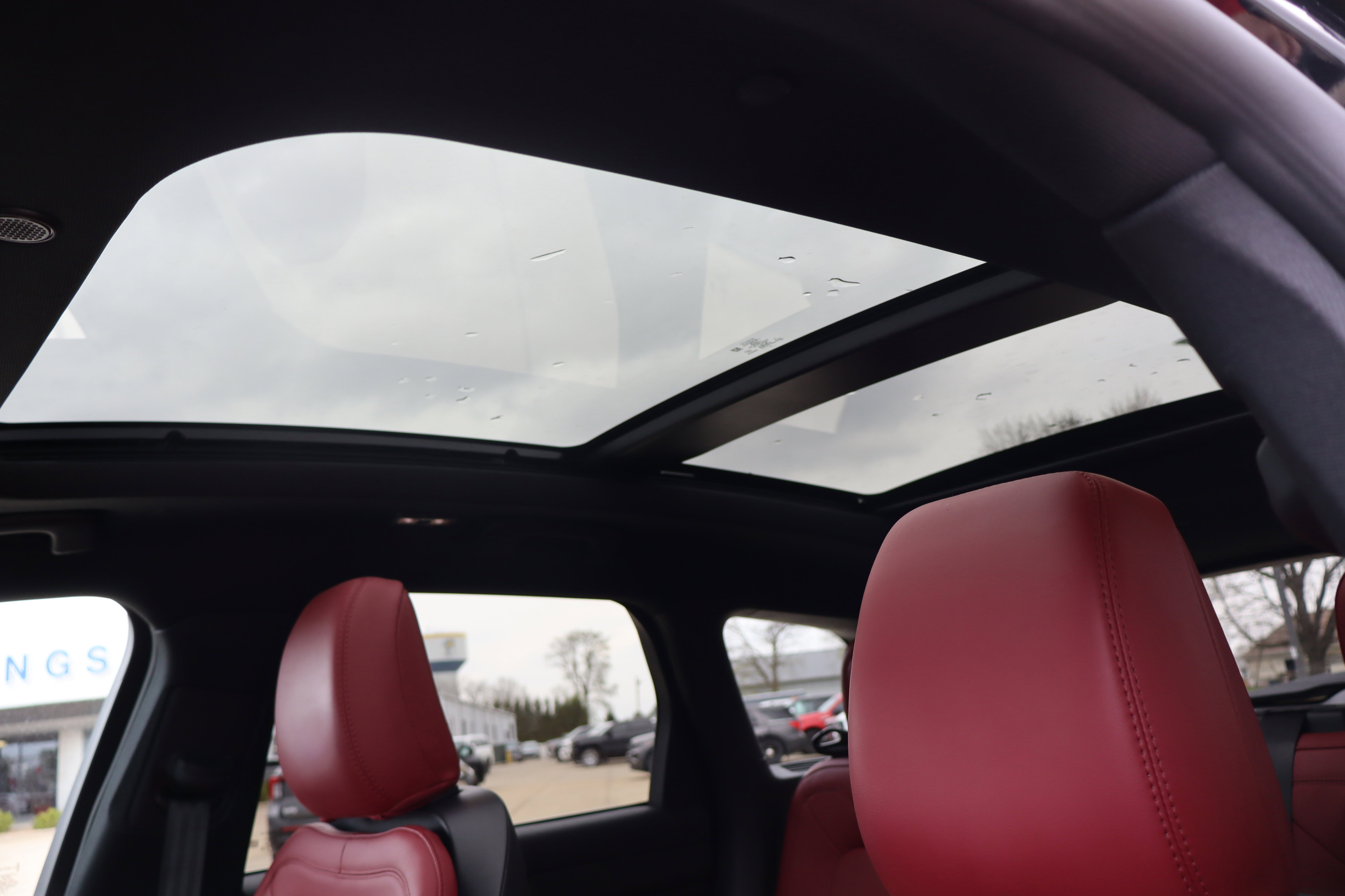Used 2025 Lincoln Corsair Reserve AWD/4WD image 24
