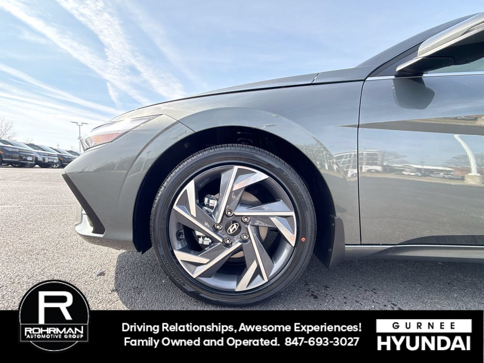 Used 2026 Hyundai Elantra Limited FWD image 12