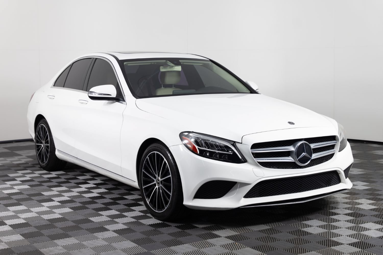Used 2019 Mercedes-Benz C 300 Sedan image 10