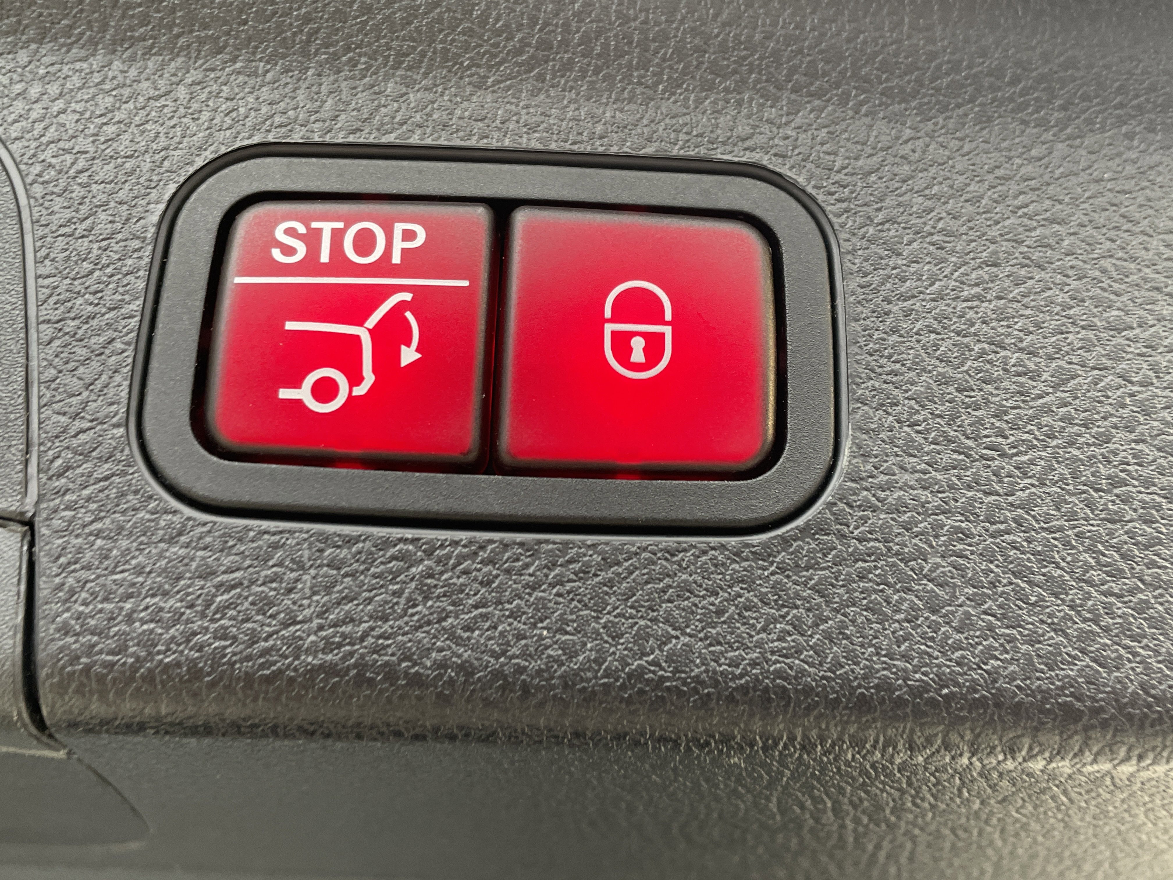 Used 2023 Mercedes-Benz GLE 350 4MATIC image 11