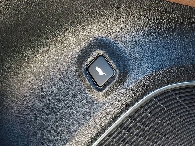 Certified 2023 Acura MDX FWD w/ Technology Package image 30