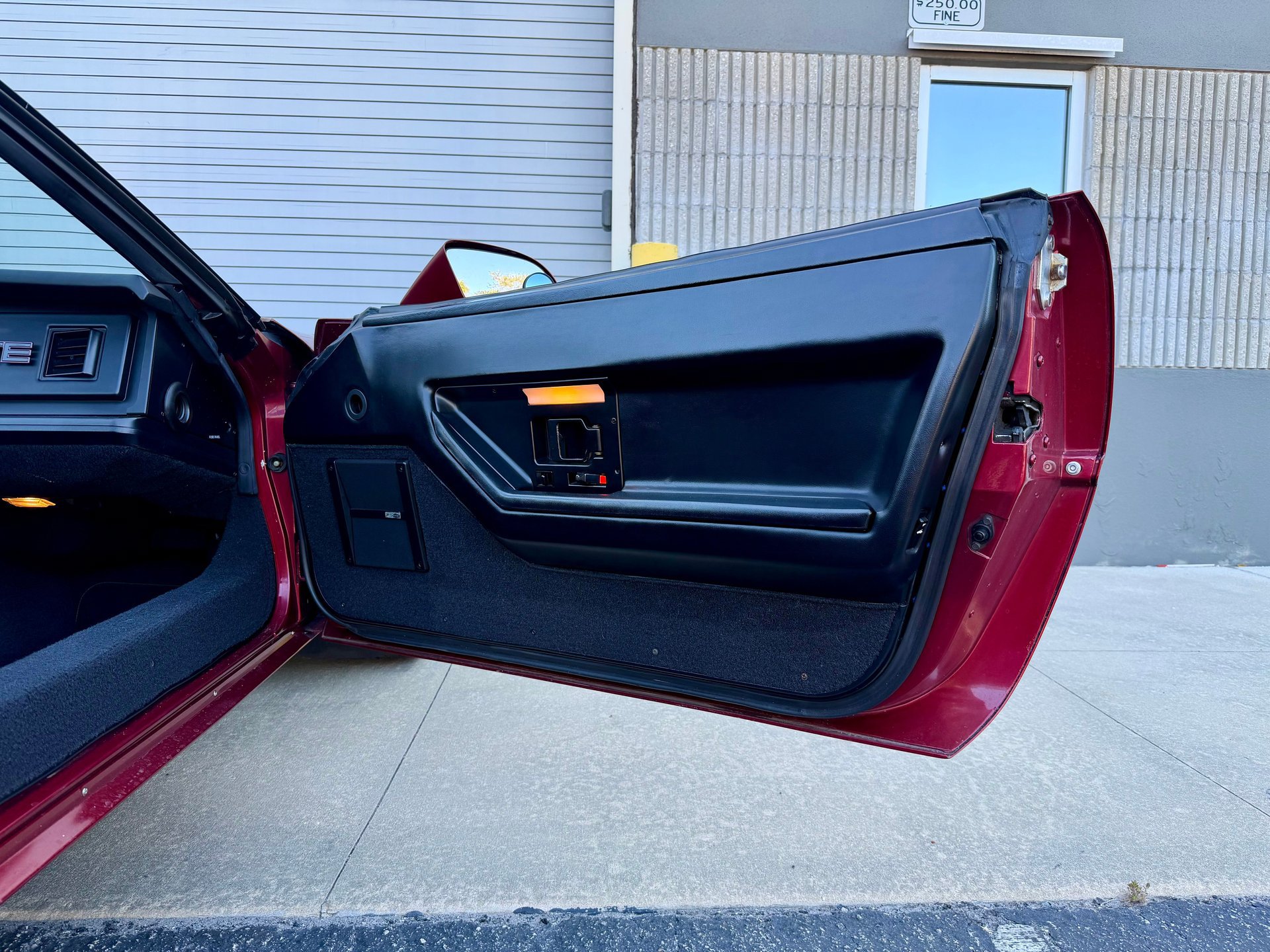 Used 1989 Chevrolet Corvette Coupe RWD image 43