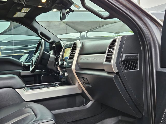 Used 2021 Ford F250 Platinum w/ Tremor Off-Road Package image 18