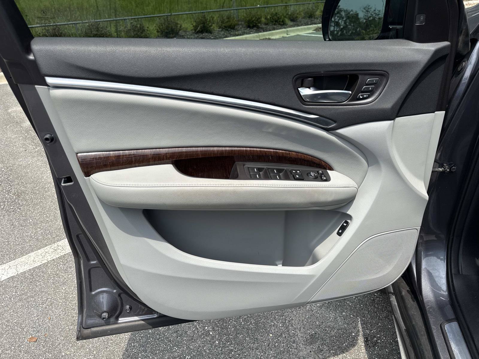 Used 2018 Acura MDX SH-AWD w/ Technology Package image 18