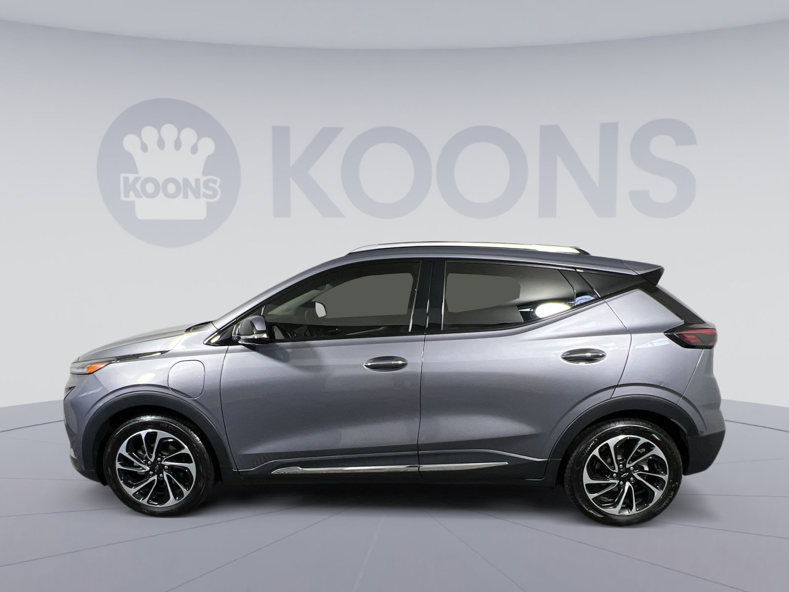 Used 2023 Chevrolet Bolt EUV Premier FWD image 7
