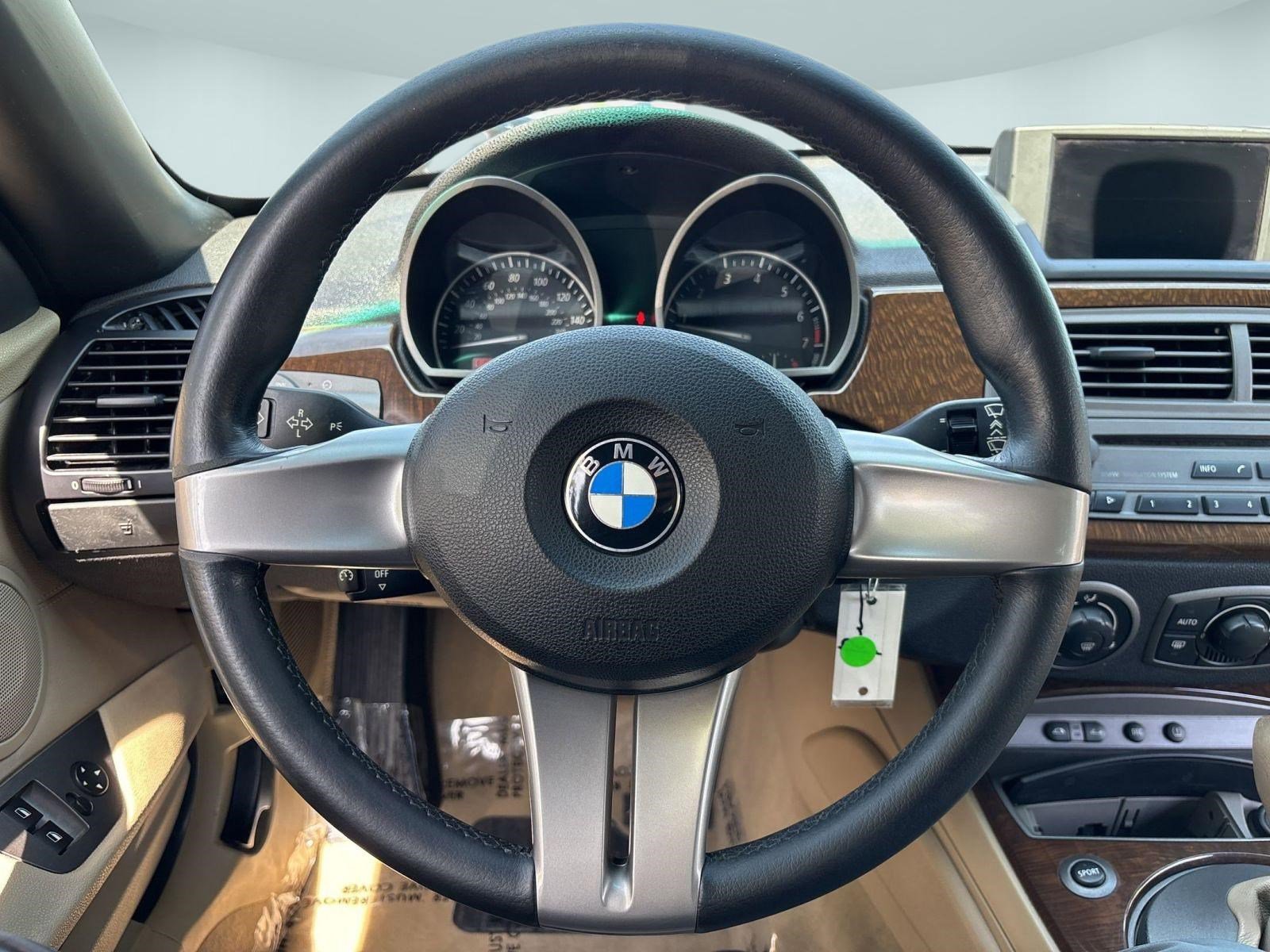 Used 2003 BMW Z4 3.0i RWD image 16