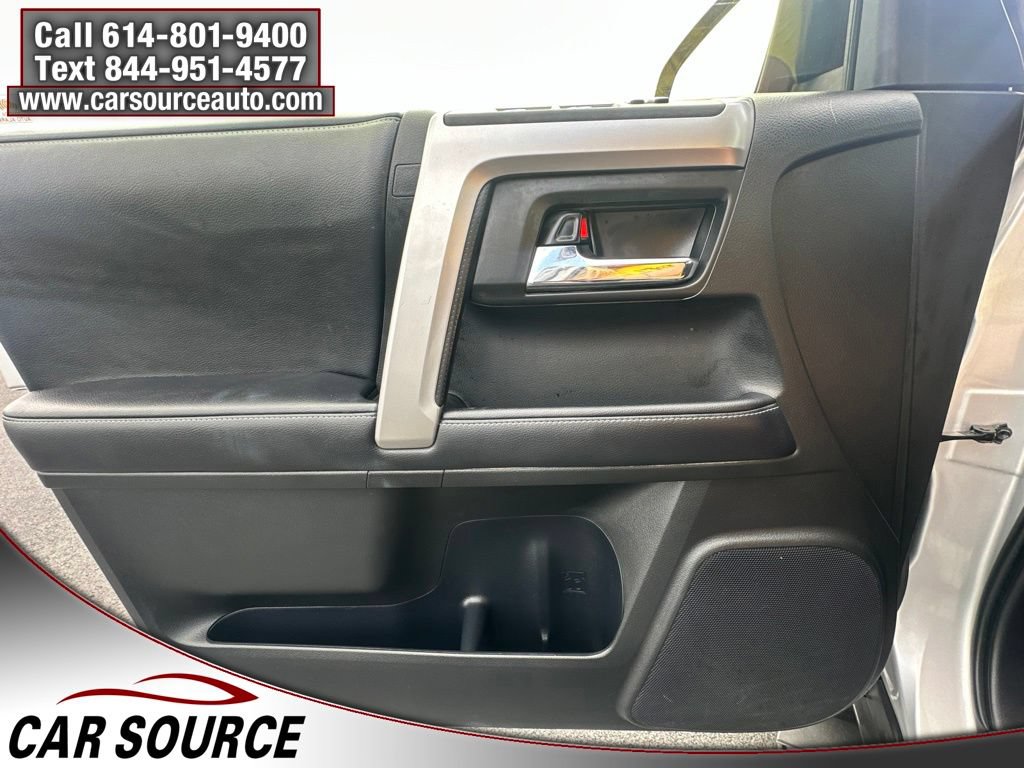 Used 2018 Toyota 4Runner SR5 AWD/4WD image 20