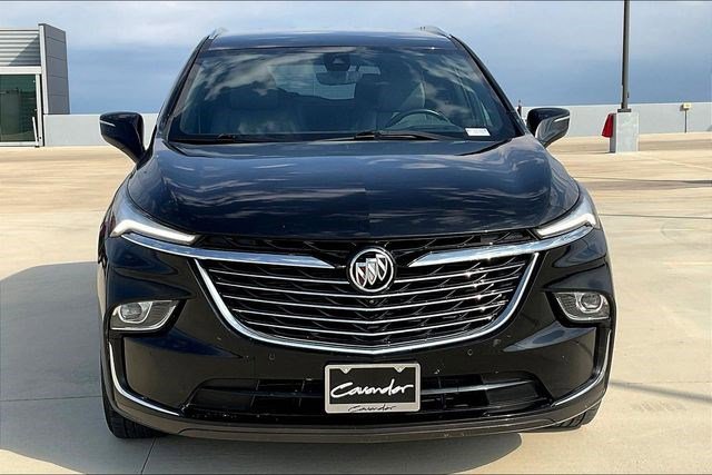 Used 2024 Buick Enclave Premium image 3
