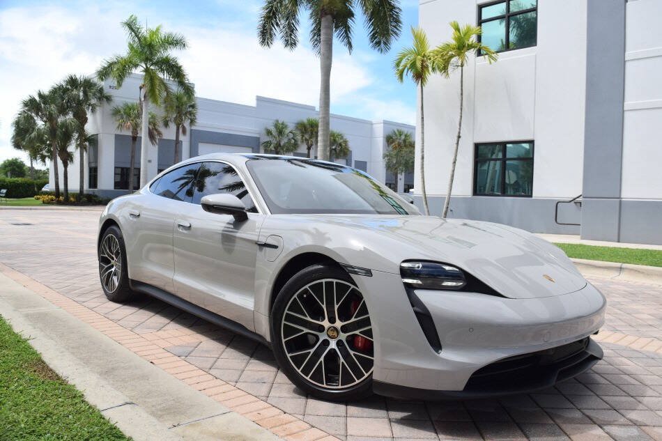 Used 2021 Porsche Taycan 4S AWD/4WD image 1