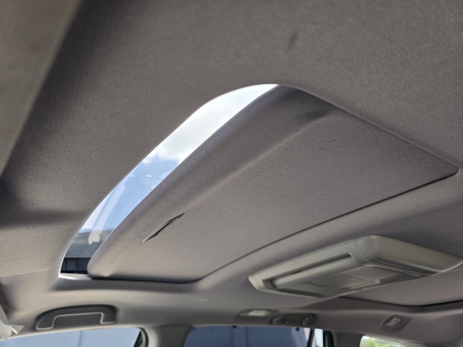 Used 2018 Honda Pilot Elite image 24