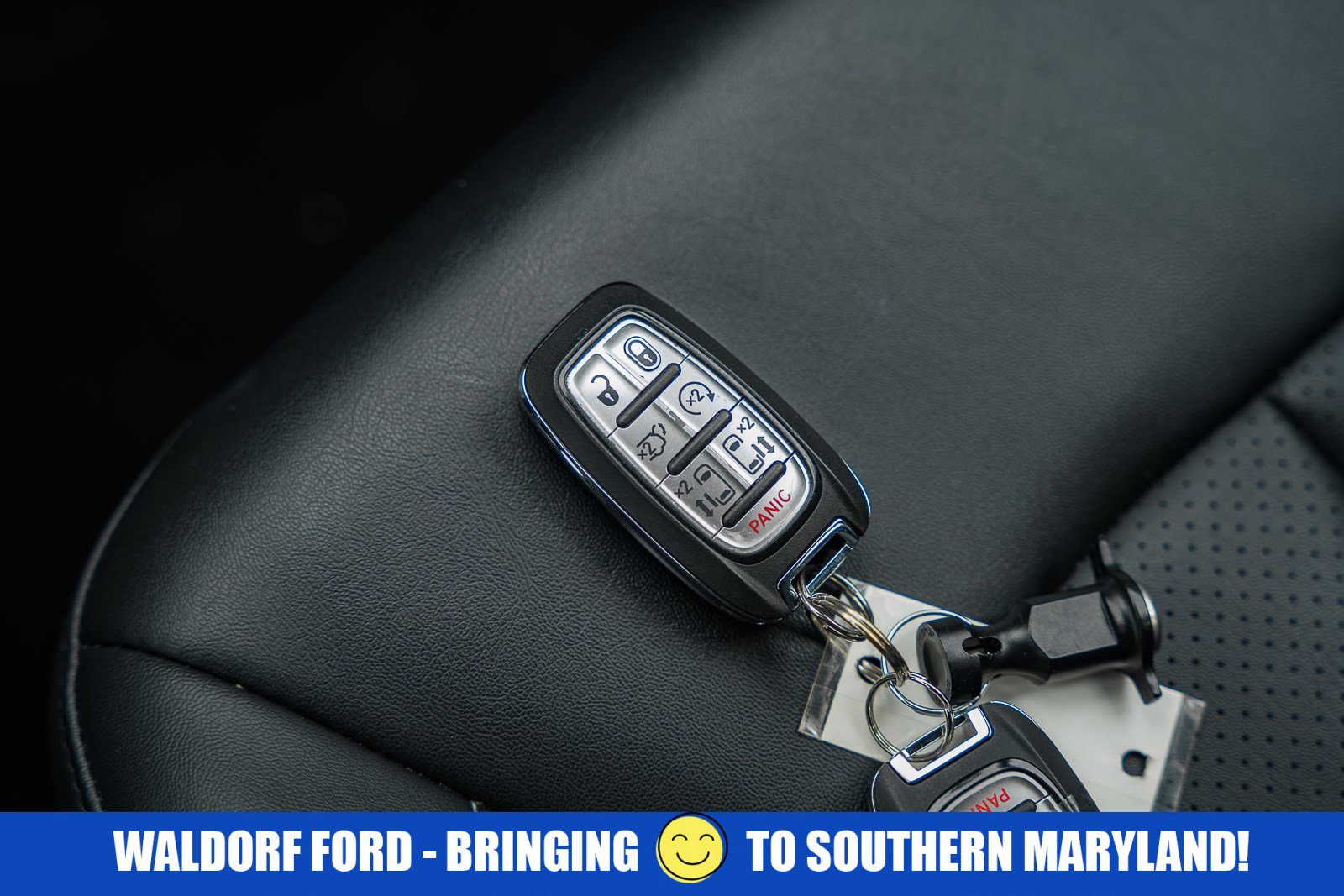 Used 2024 Chrysler Pacifica Touring-L image 47