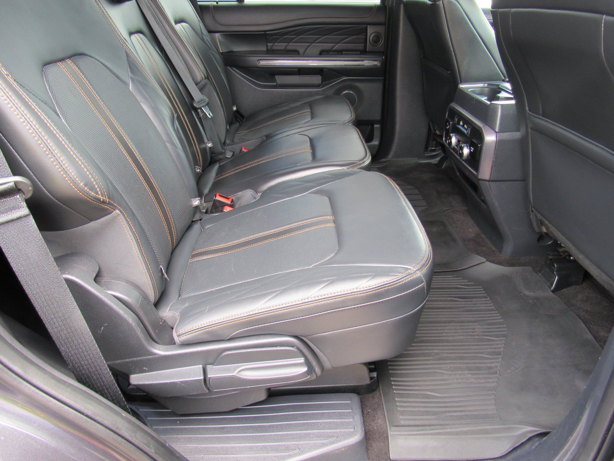 Used 2022 Ford Expedition Platinum AWD/4WD image 43
