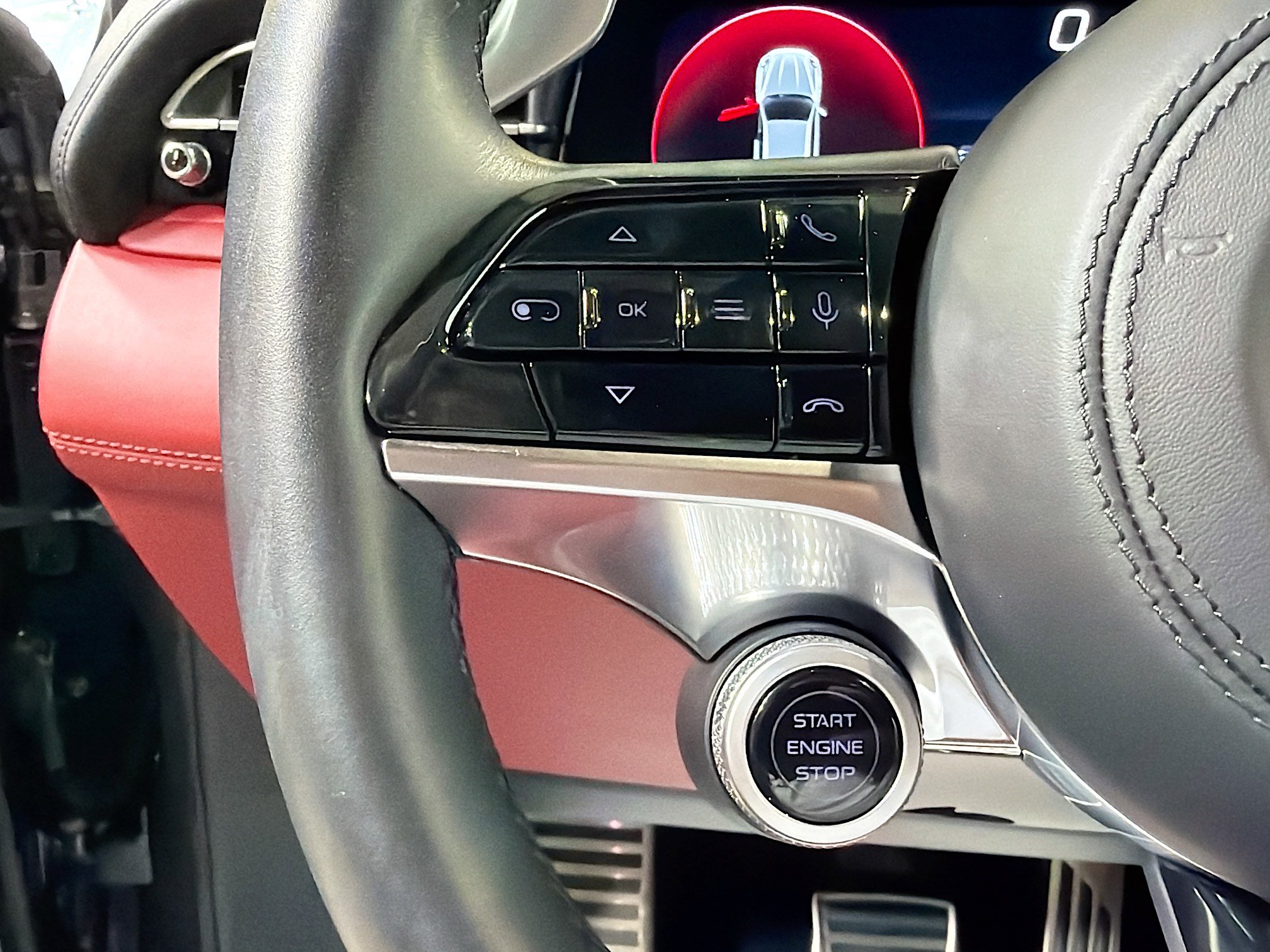 Used 2023 Maserati Grecale Modena image 37