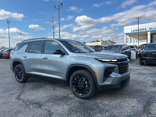 New 2026 Chevrolet Traverse LT w/ Midnight/Sport Edition