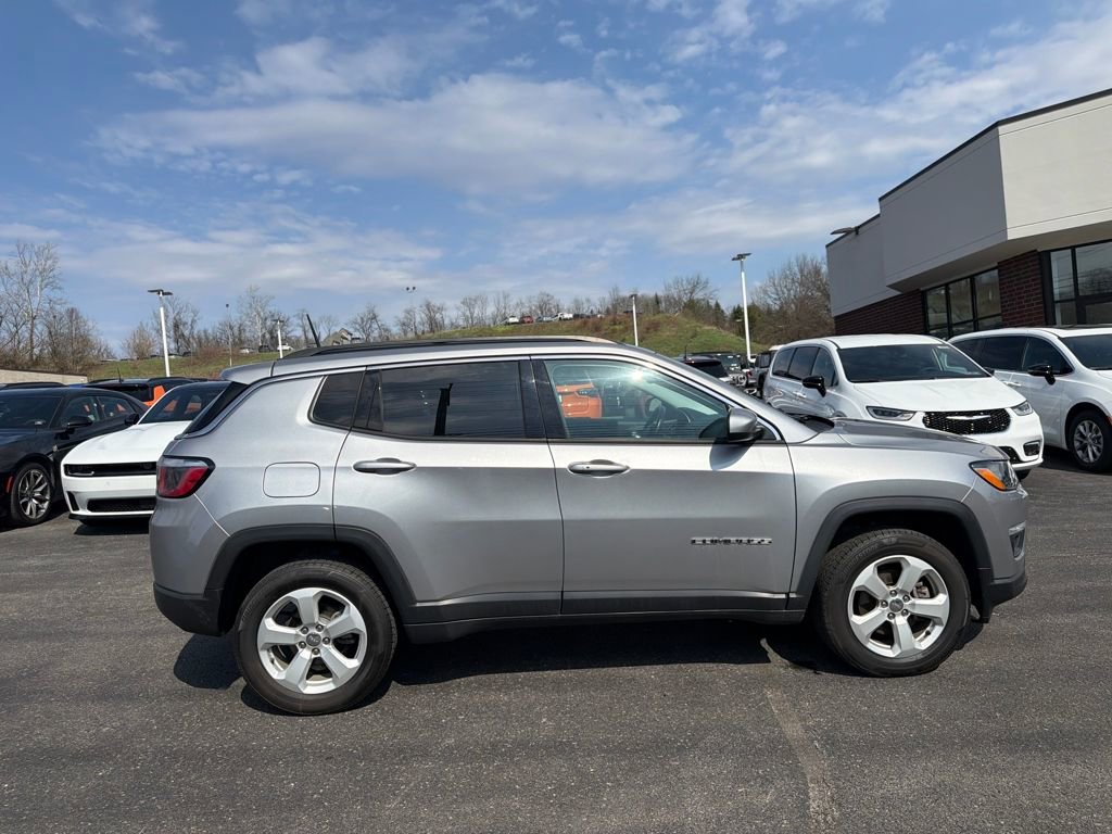 Used 2018 Jeep Compass Latitude w/ Cold Weather Group image 7
