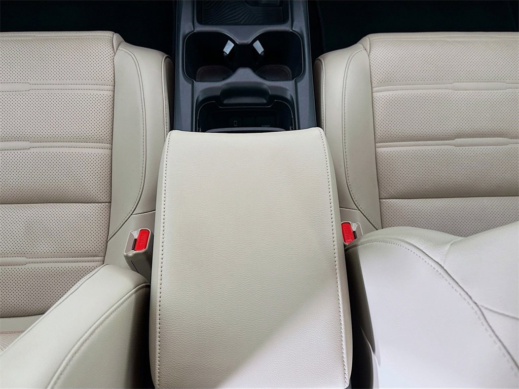 Used 2017 Honda CR-V Touring image 26