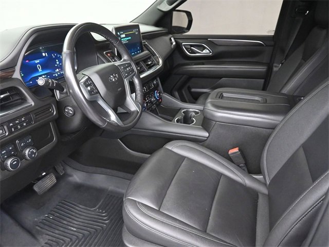 Used 2023 Chevrolet Suburban Z71 w/ Luxury Package image 16