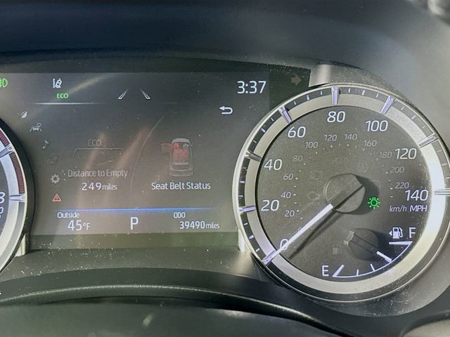 Certified 2023 Toyota Highlander XLE image 14