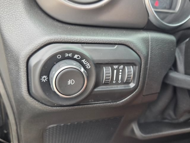 Used 2021 Jeep Wrangler Unlimited Sport AWD/4WD image 29