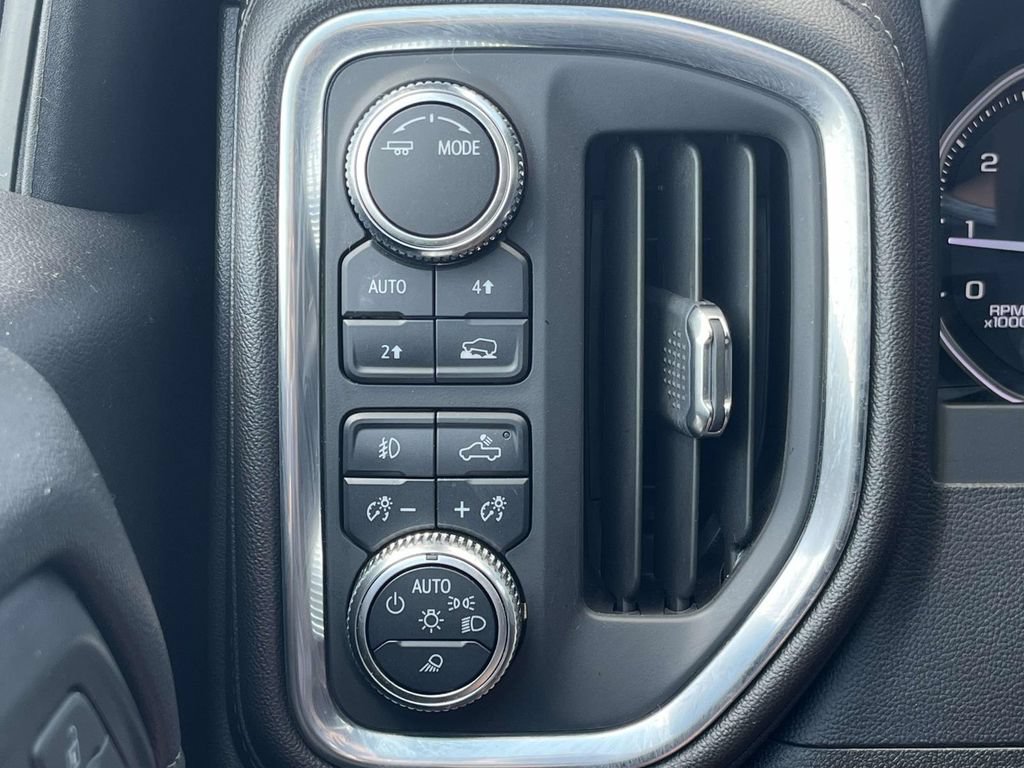 Used 2022 GMC Sierra 1500 SLT w/ SLT Premium Plus Package AWD/4WD image 43