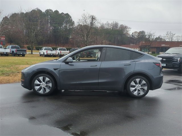 Used 2023 Tesla Model Y Long Range image 10