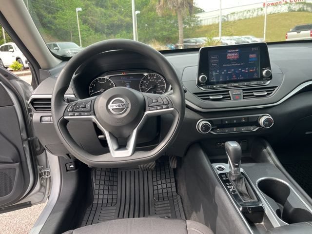 Used 2022 Nissan Altima 2.5 SV FWD image 17