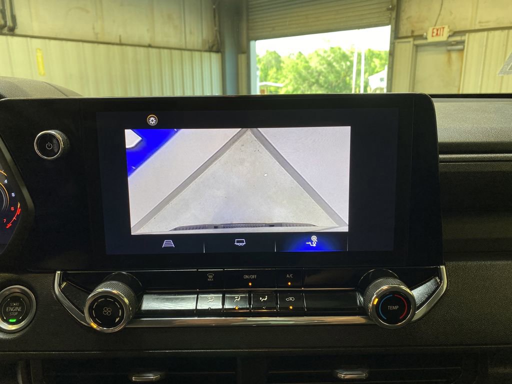 Used 2024 Chevrolet Colorado W/T RWD image 41