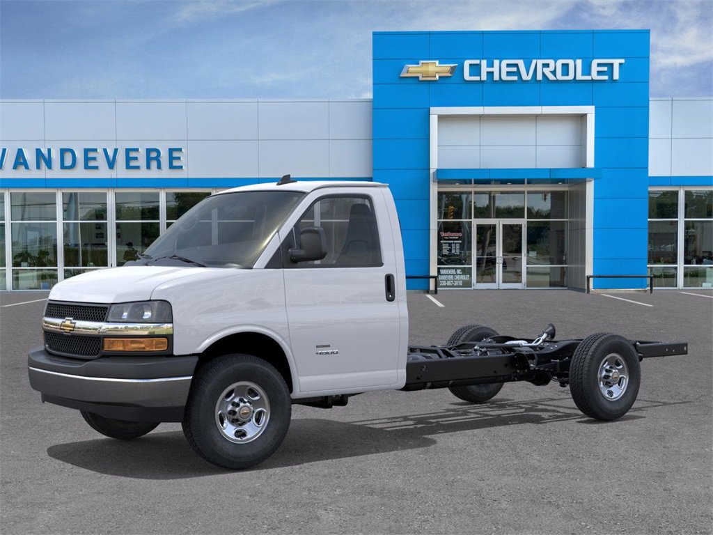 New 2026 Chevrolet Express 3500 w/ Power Convenience Package image 2