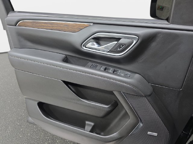 Used 2023 Chevrolet Tahoe Premier w/ Advanced Technology Package AWD/4WD image 27