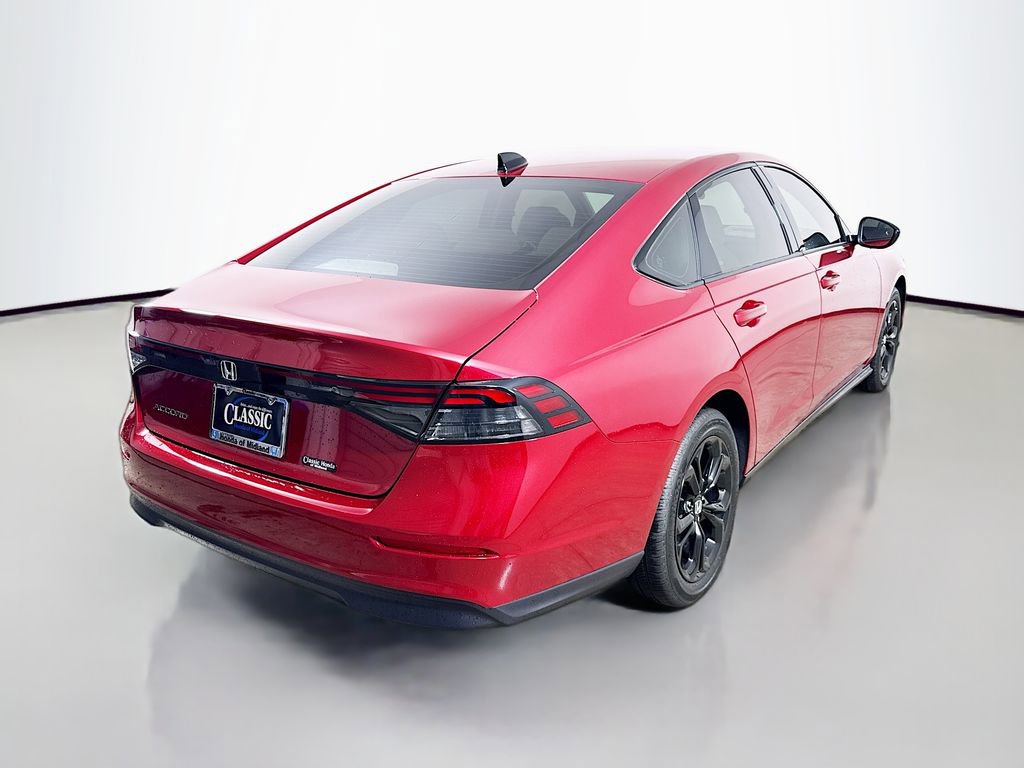 New 2025 Honda Accord SE image 7