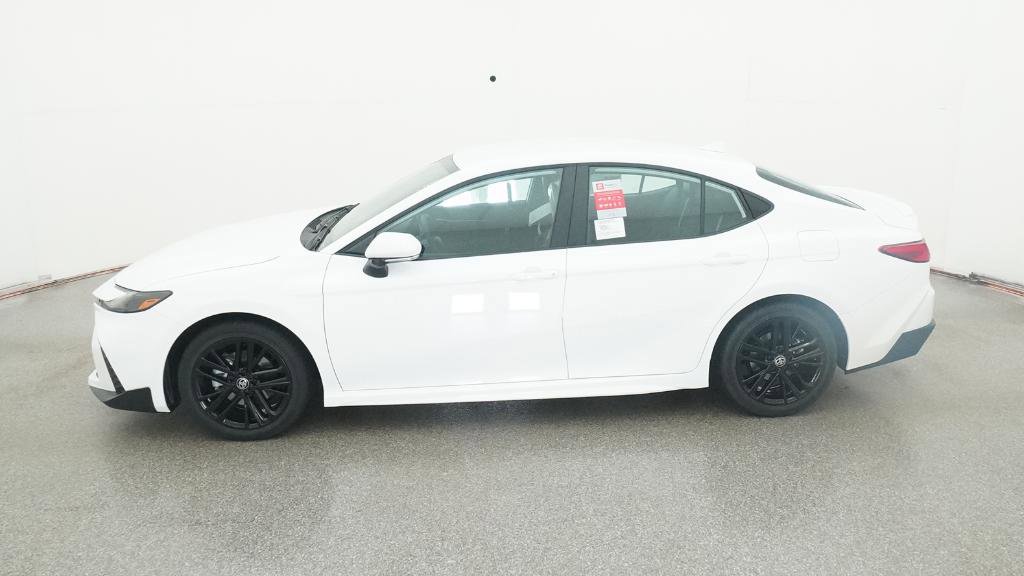 New 2026 Toyota Camry SE image 3