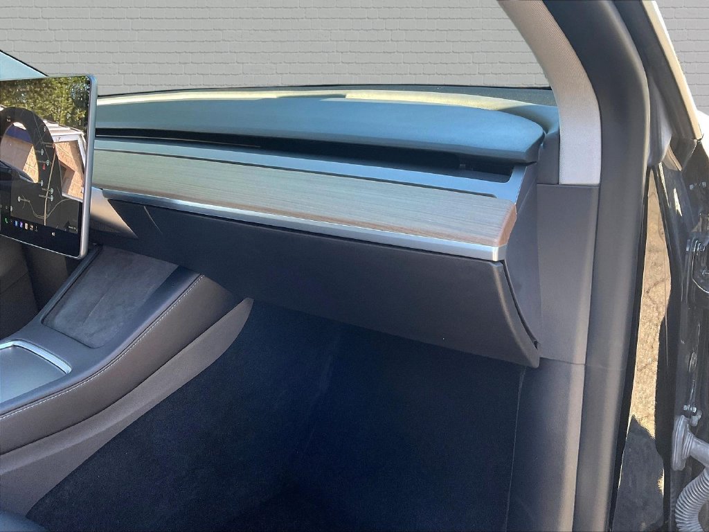Used 2022 Tesla Model Y Performance AWD/4WD image 17