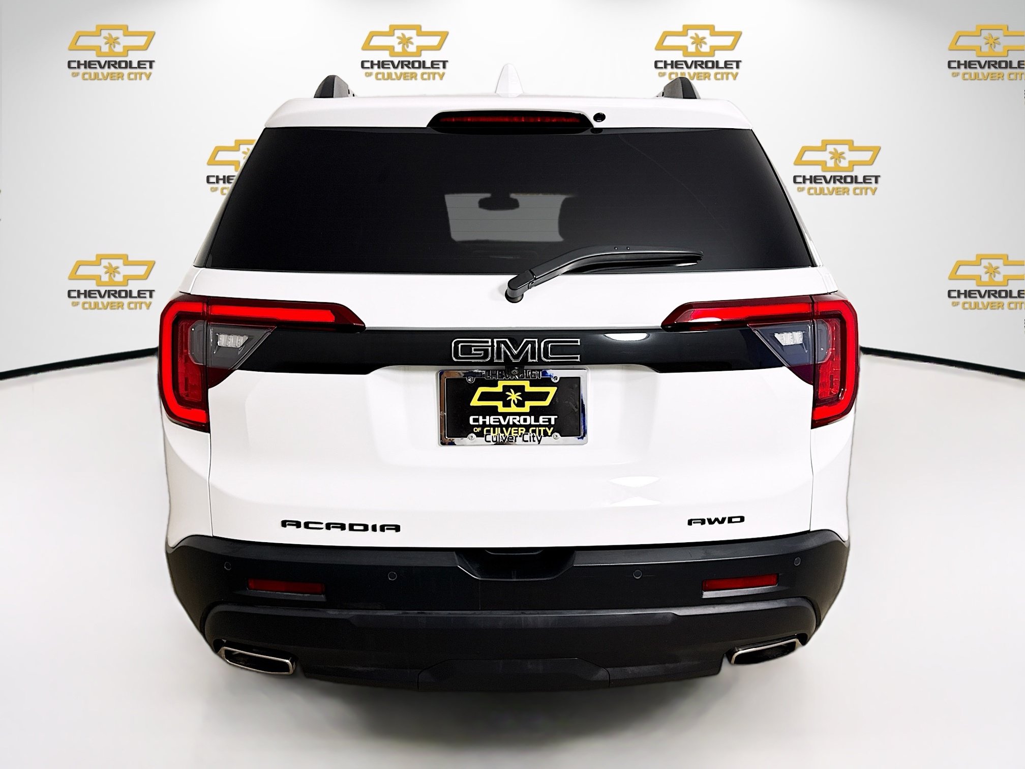 Used 2023 GMC Acadia SLT w/ Elevation Edition AWD/4WD image 7