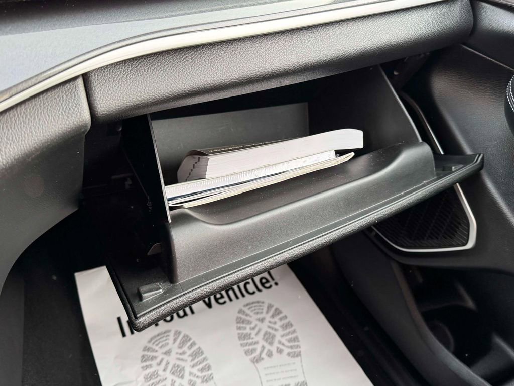 Used 2022 Jeep Grand Cherokee Altitude image 34