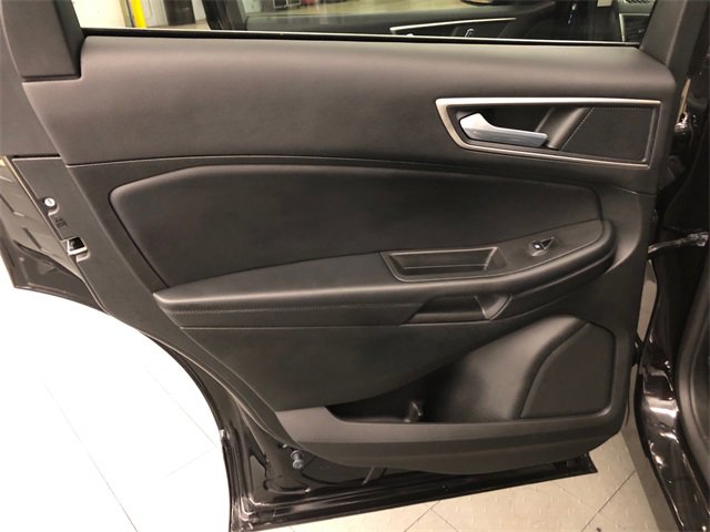 Used 2023 Ford Edge SEL w/ Convenience Package image 28