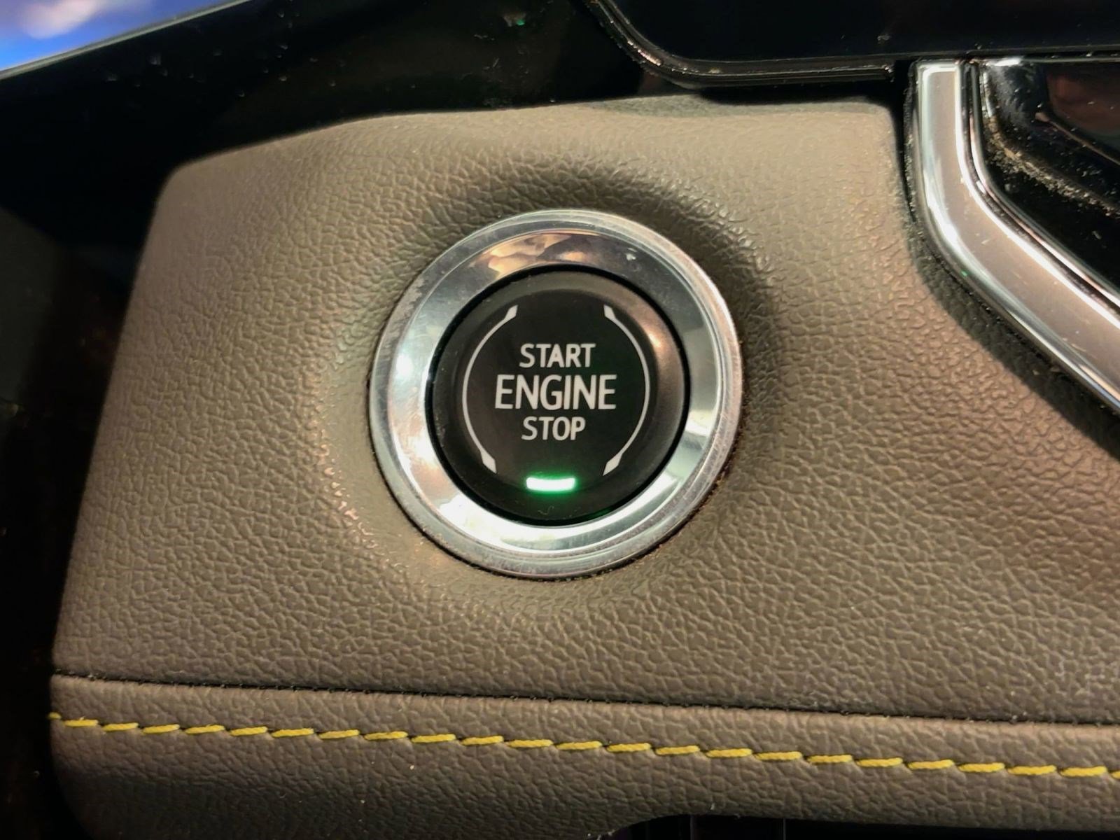 Certified 2023 Chevrolet Colorado ZR2 w/ ZR2 Convenience Package III image 27