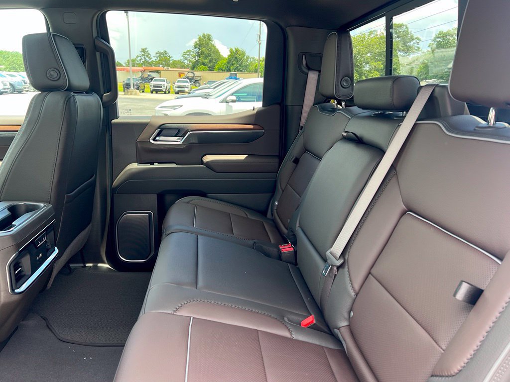 New 2026 GMC Sierra 1500 Denali w/ Denali Reserve Package AWD/4WD image 10