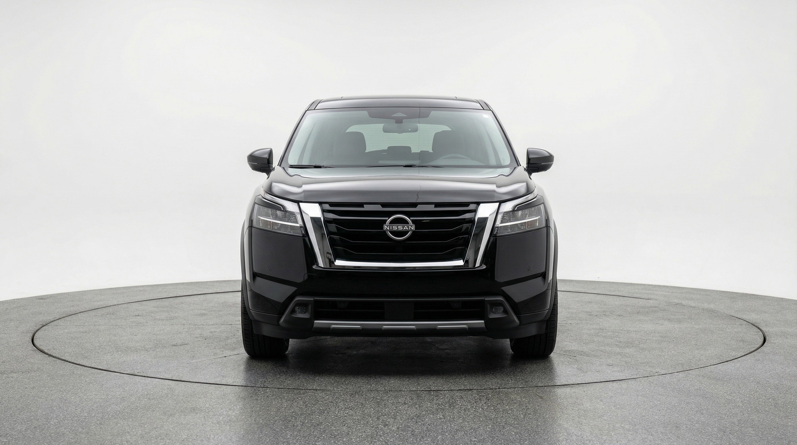 Used 2025 Nissan Pathfinder SV AWD/4WD image 2