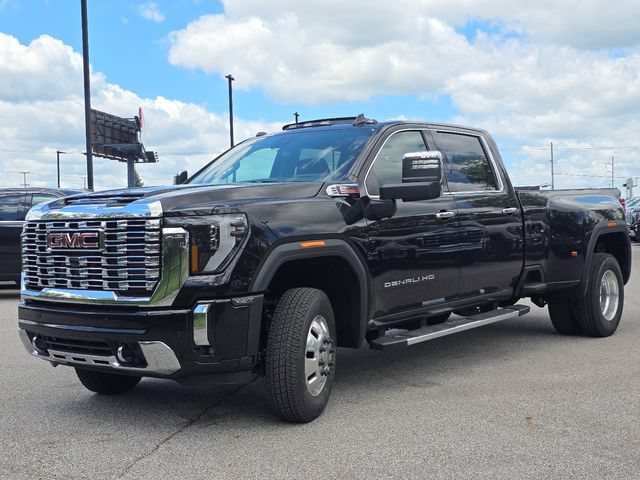 New 2026 GMC Sierra 3500 Denali w/ Denali Reserve Package AWD/4WD image 13
