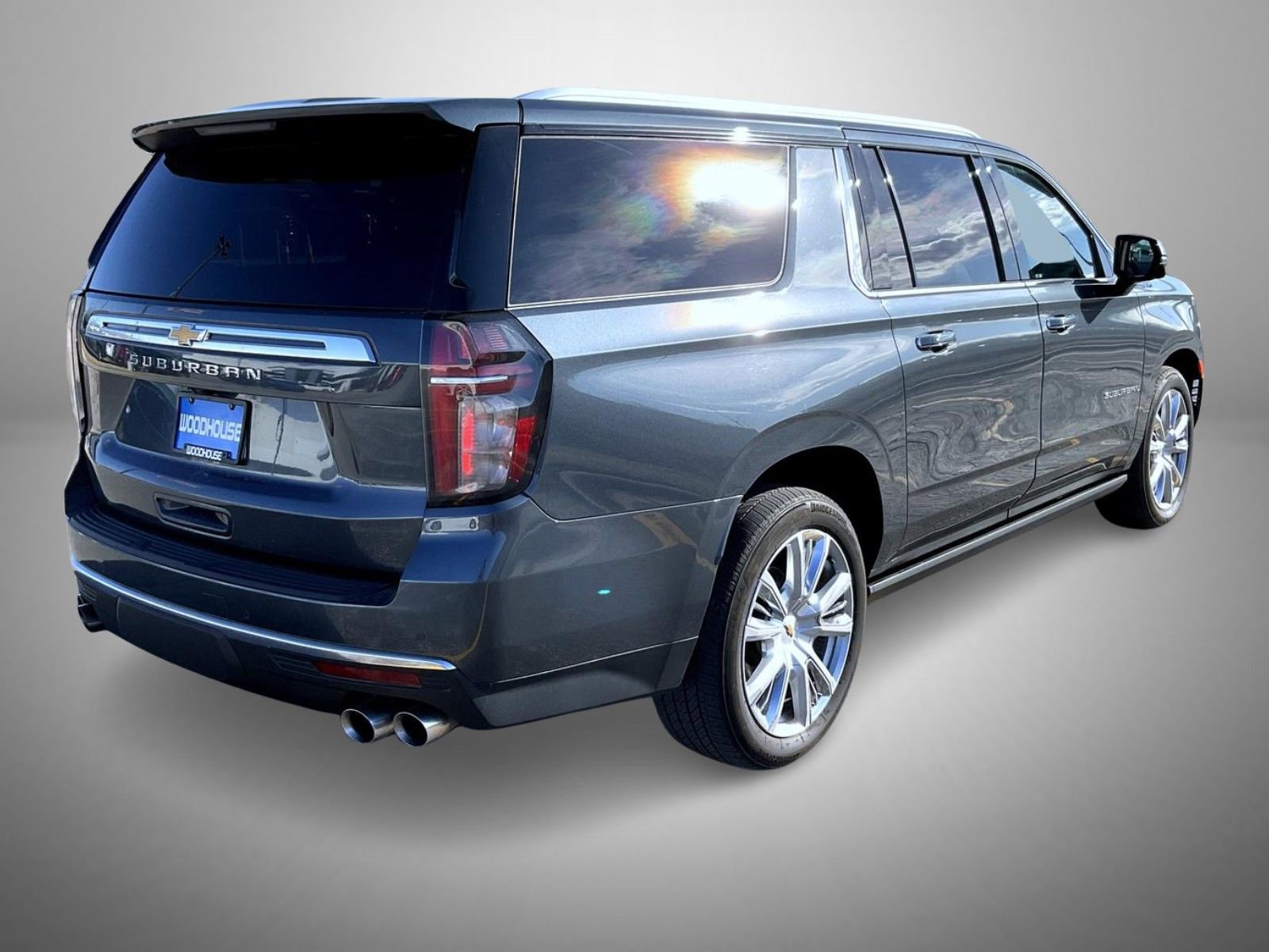 Used 2021 Chevrolet Suburban High Country AWD/4WD image 5