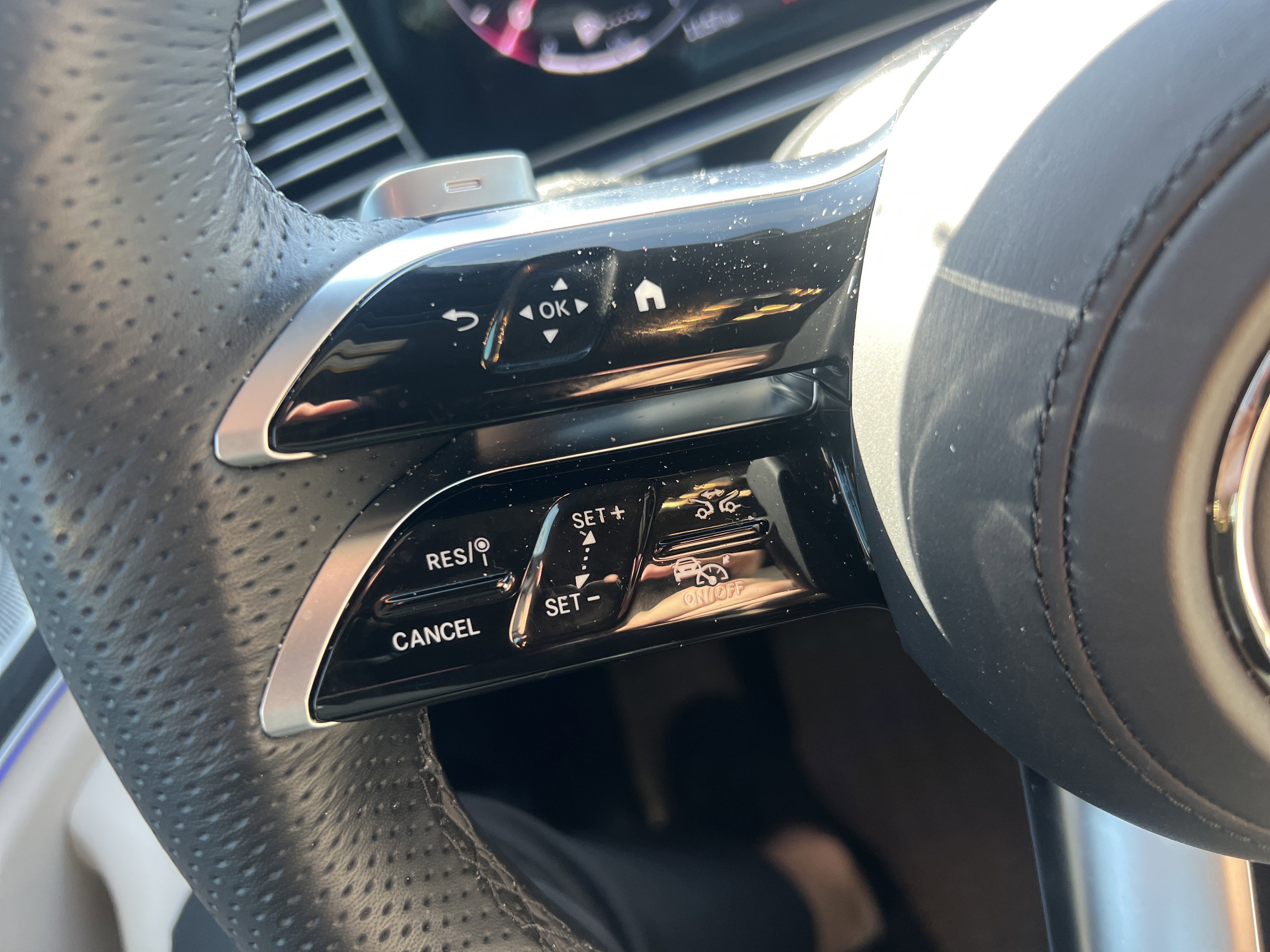 Certified 2025 Mercedes-Benz GLS 450 4MATIC image 19