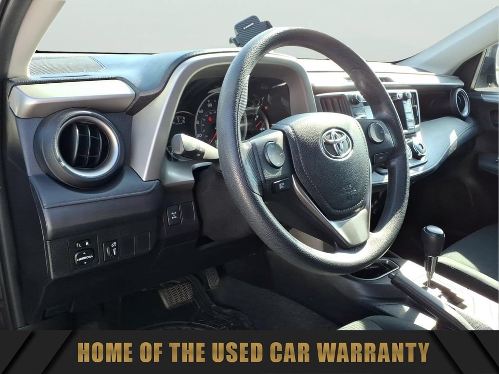 Used 2016 Toyota RAV4 LE AWD/4WD image 16
