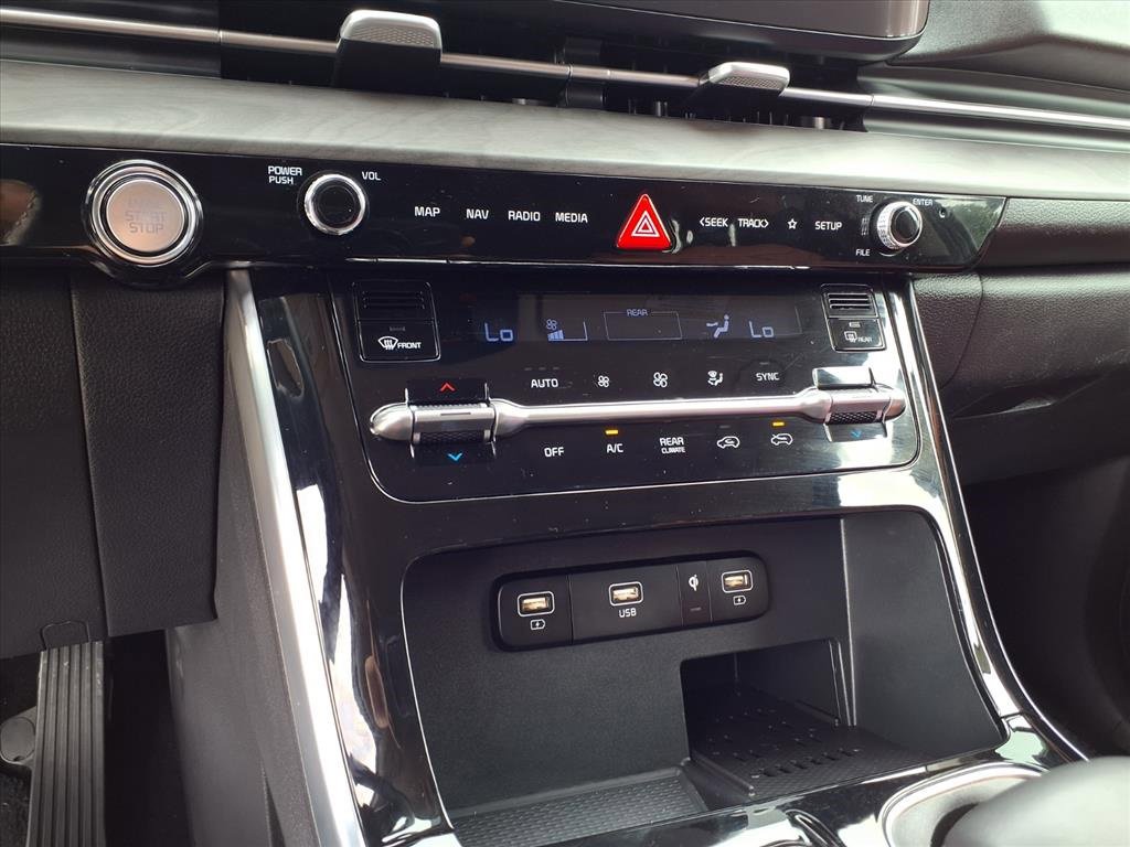 Certified 2024 Kia Carnival SX image 19