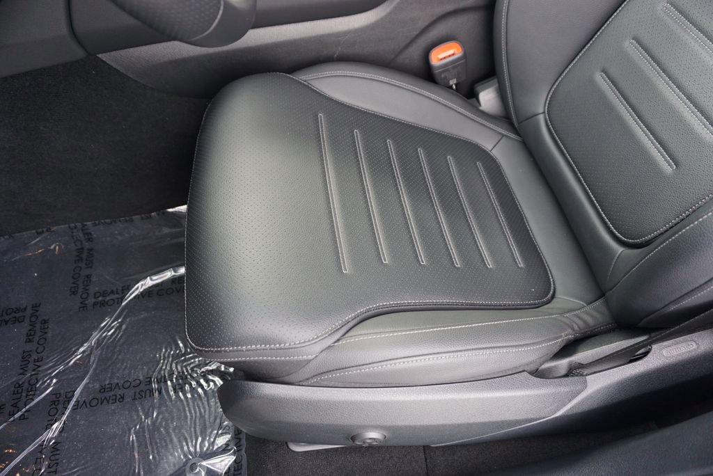 Certified 2025 Mercedes-Benz GLC 300 GLC 300 image 43