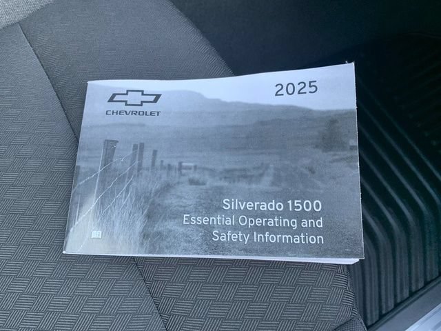 Used 2025 Chevrolet Silverado 1500 LT AWD/4WD image 12