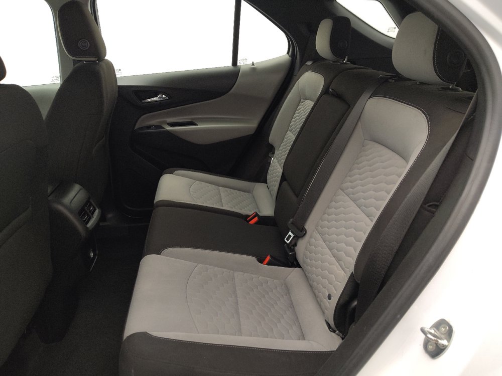 Used 2018 Chevrolet Equinox LS FWD image 18