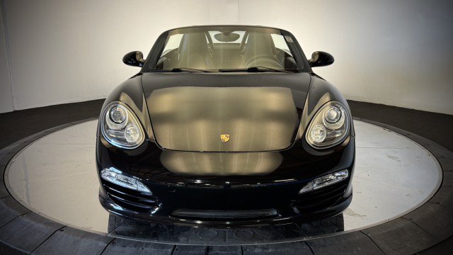 Used 2011 Porsche Boxster RWD image 16