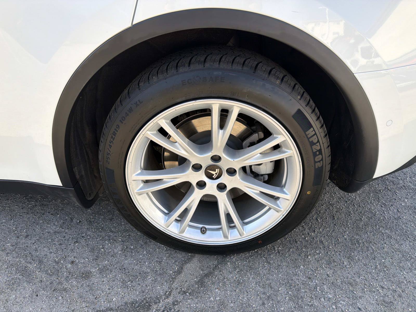 Used 2023 Tesla Model Y Long Range AWD/4WD image 6