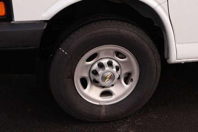 New 2025 Chevrolet Express 2500 w/ Communications Package image 25