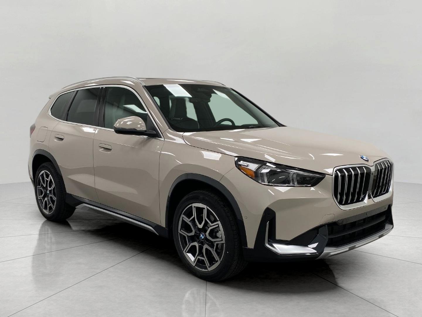 New 2026 BMW X1 xDrive28i